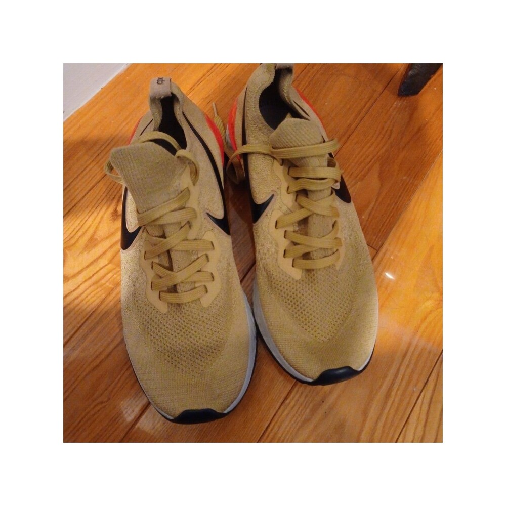 Size 7 - Nike Epic React White - Picture 1 of 5